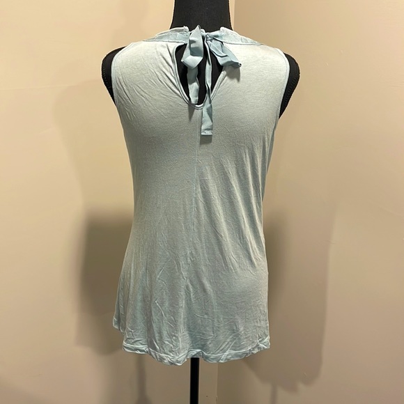 Frayed Fringe Light Aqua Banana Republic Medium Tank Top with Peekaboo Details - Picture 3 of 4